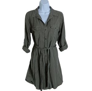 Universal Thread Shirt Top Tunic Blouse Small Green Lightweight Utility Roll Tab